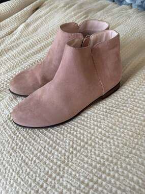 Cat & Jack Girls' Pink Faux Suede Ankle Booties Size 5